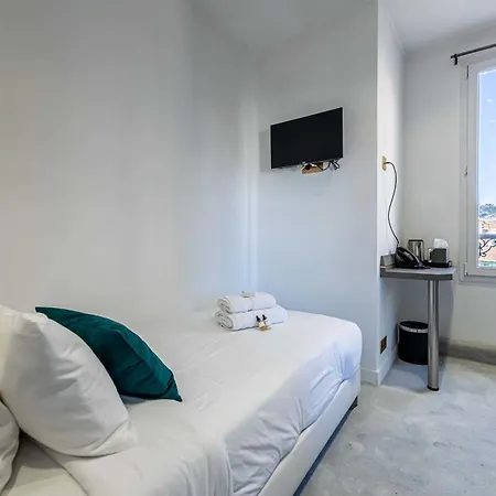 Avaton - 1 Min Du Palais - Centre Gasthof