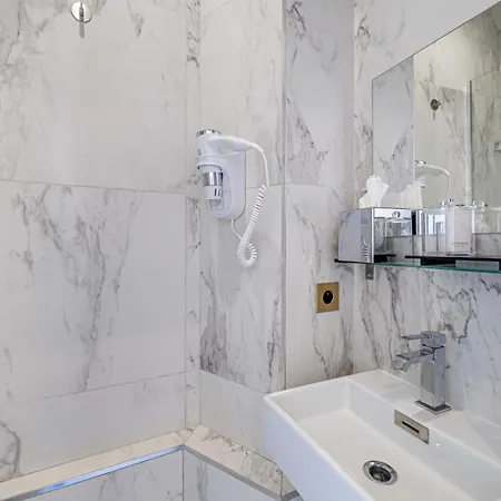 Gasthof Avaton - 1 Min Du Palais - Centre Cannes