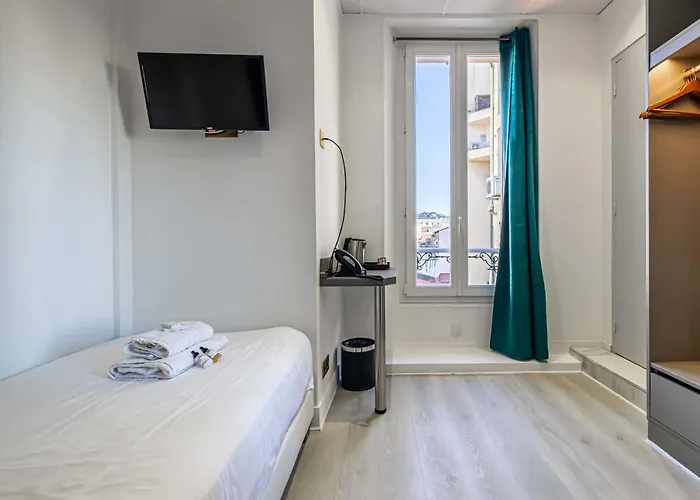 Avaton - 1 Min Du Palais - Centre * קאן