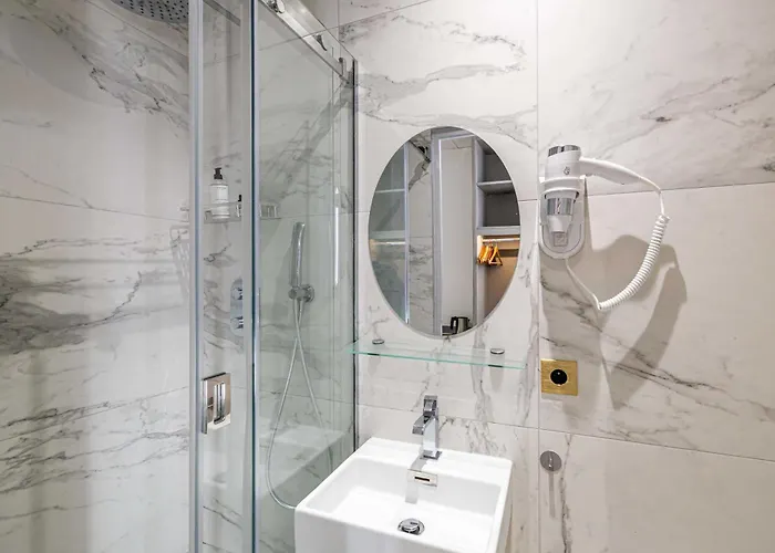 Avaton - 1 Min Du Palais - Centre