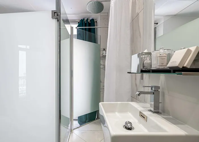 Avaton - 1 Min Du Palais - Centre