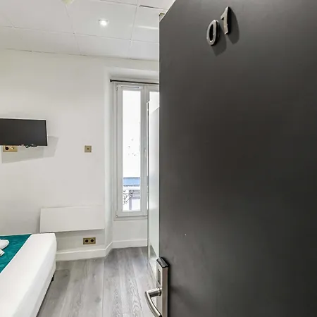 Avaton - 1 Min Du Palais - Centre Inn