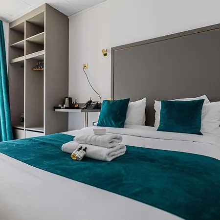 Avaton - 1 Min Du Palais - Centre Inn *